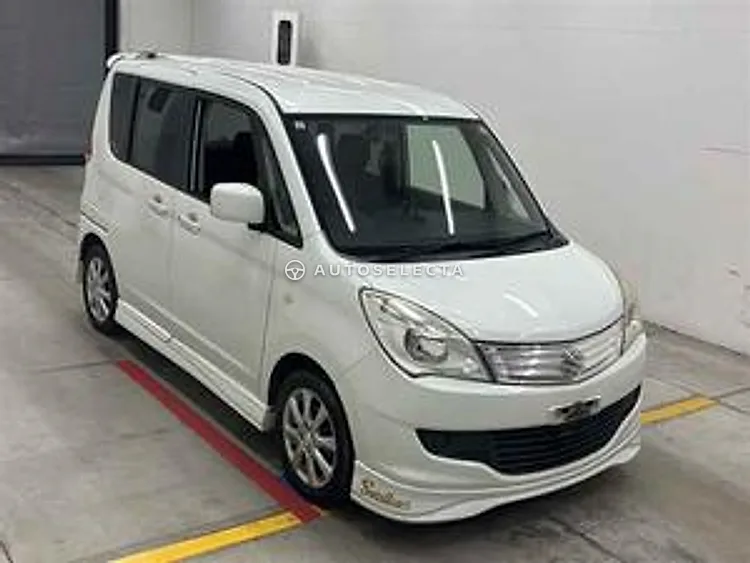 Suzuki Solio 2013, photo 1 of 1