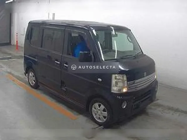 Suzuki Every Wagon 2011, auction grade 3.5