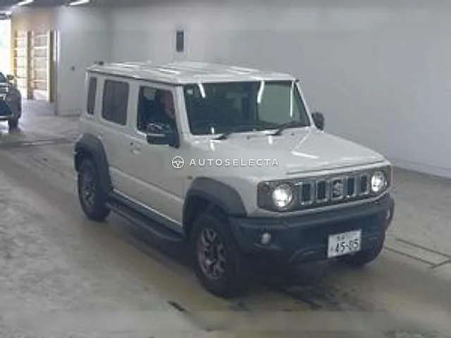 Suzuki Jimny Nomade 2025, auction grade 6