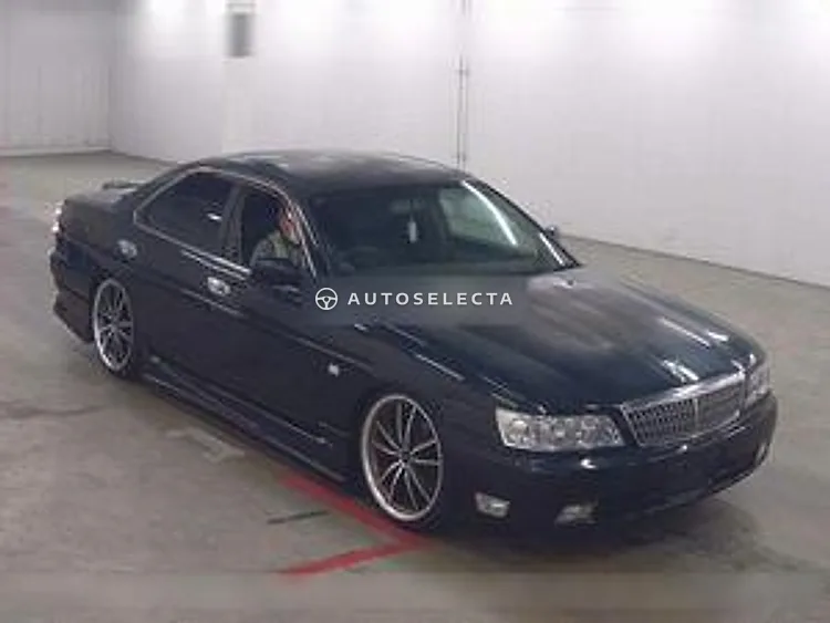 Nissan Laurel 2000, photo 1 of 6