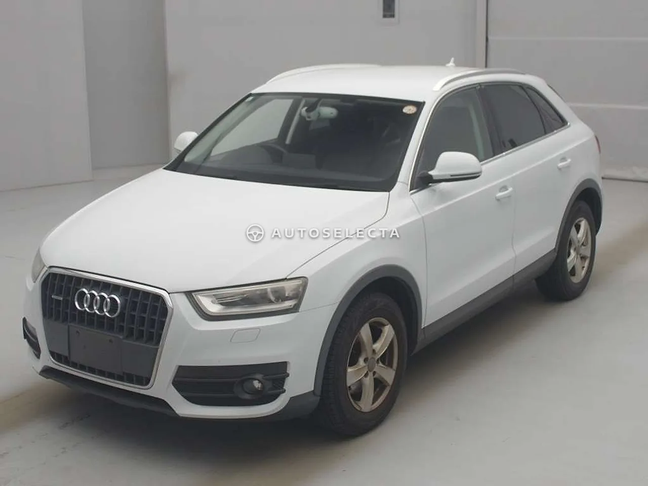 Audi Q3 2013, photo 1 of 1