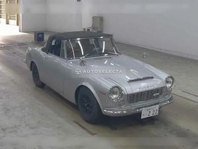 Nissan Datsun Fairlady 1966, auction grade R