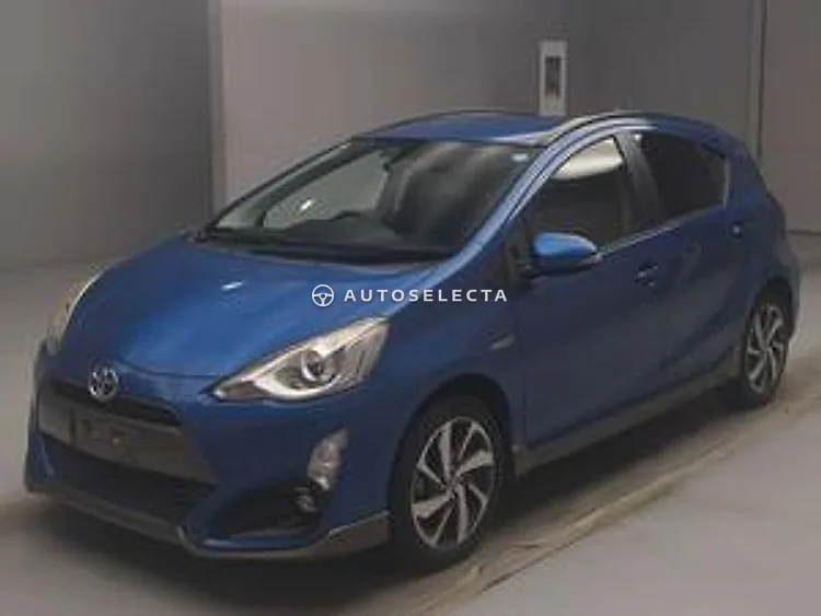 Toyota Aqua 2016, photo 1 of 1