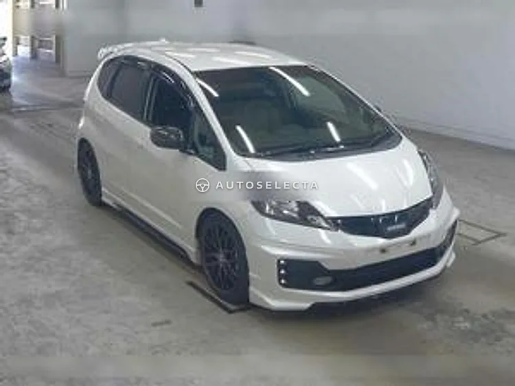 Honda Fit 2011, photo 1 of 6