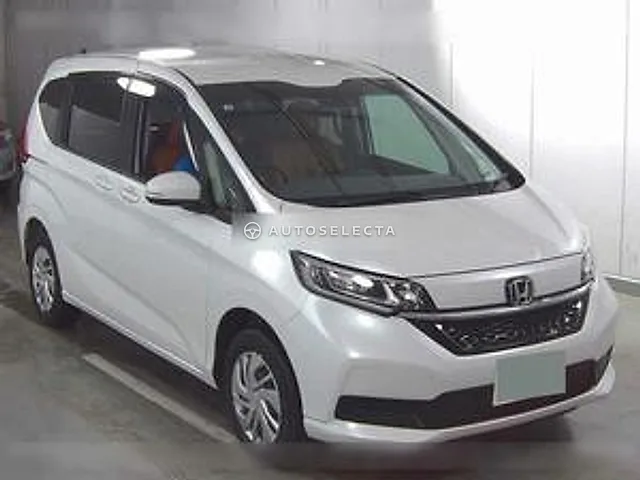 Honda Freed+ 2023, auction grade 4.5
