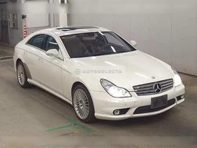 Mercedes-Benz CLS-Class 2005, auction grade 3.5
