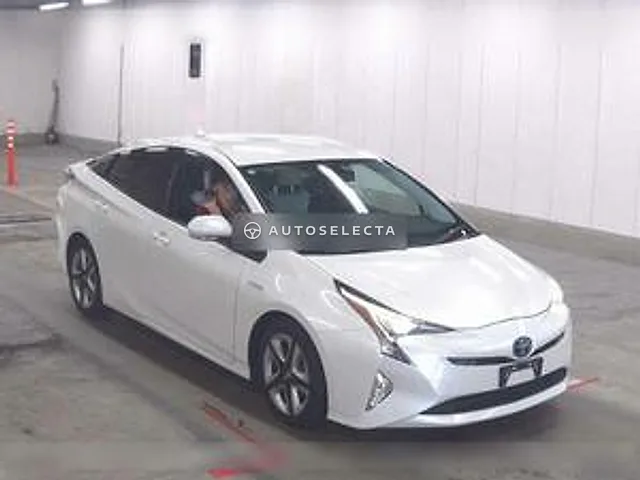 Toyota Prius 2016, auction grade 3