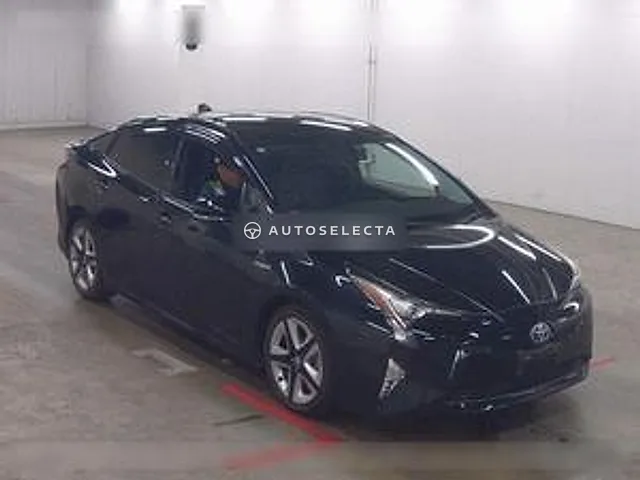 Toyota Prius 2016, auction grade 3