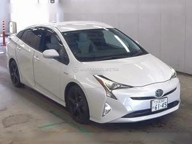 Toyota Prius 2016, auction grade 4