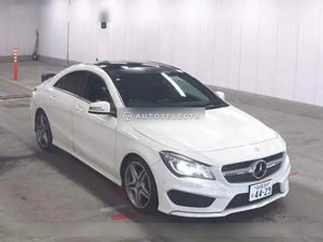Mercedes-Benz CLA-Class 2013, auction grade 3.5