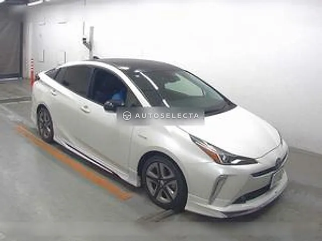 Toyota Prius 2019, auction grade 4.5