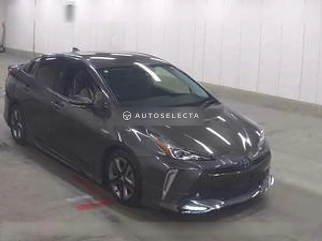 Toyota Prius 2019, auction grade 4