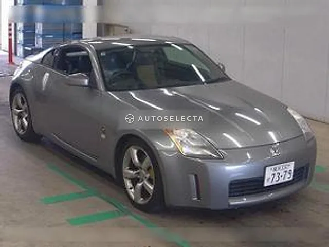 Nissan Fairlady Z 2005, auction grade 3.5