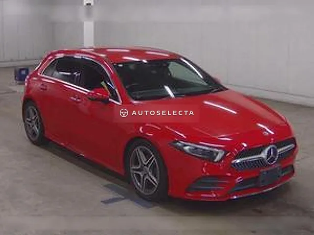 Mercedes-Benz A-Class 2019, auction grade 3.5