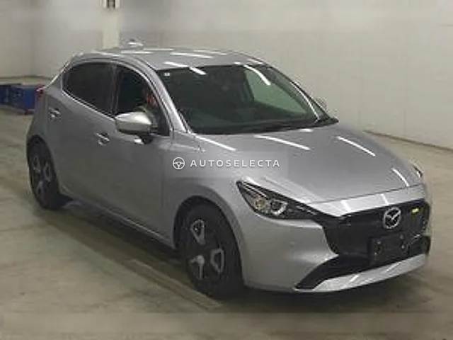 Mazda MAZDA2 2023, auction grade R