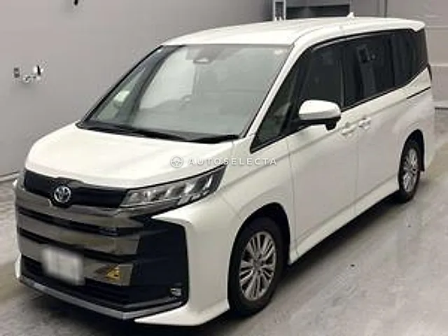 Toyota Noah 2022, auction grade R
