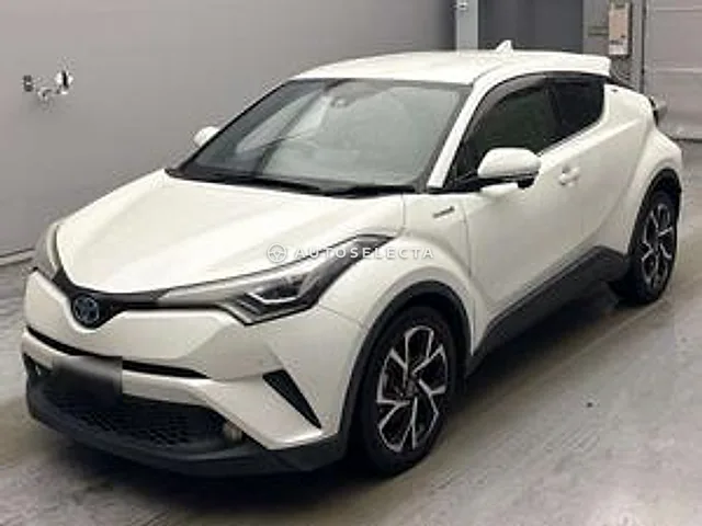 Toyota C-HR 2017, auction grade 4