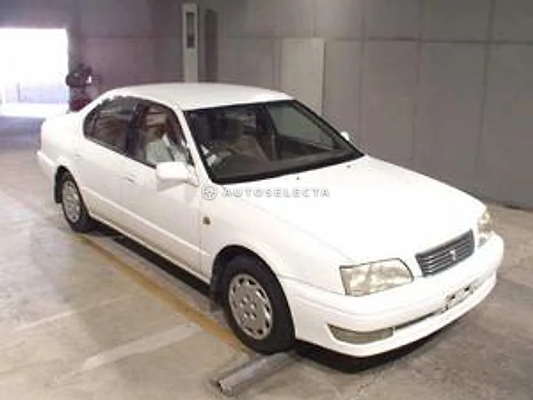 Toyota Camry, photo 1 of 1