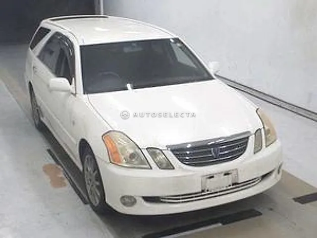 Toyota Mark II Blit 2003, auction grade R