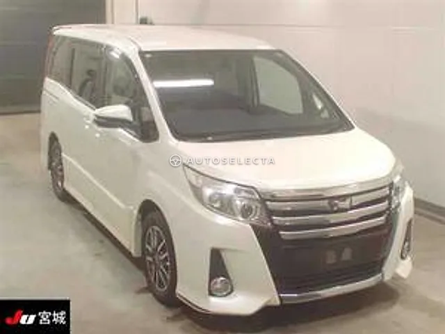 Toyota Noah 2015, auction grade R