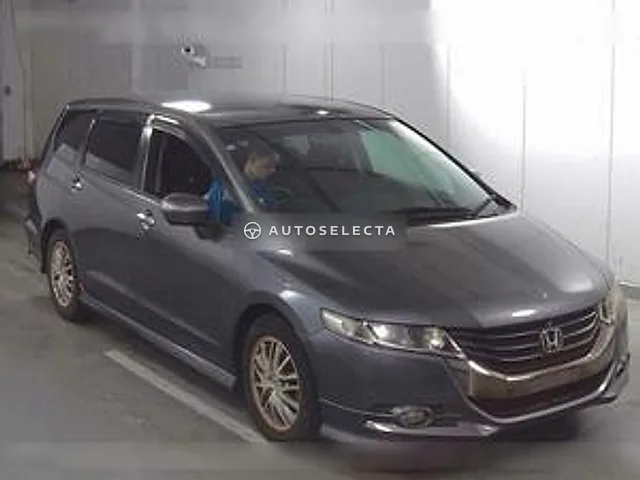 Honda Odyssey 2010, auction grade RA