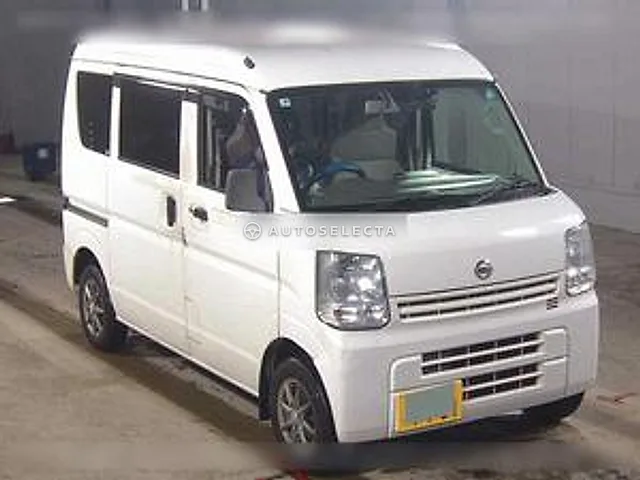 Nissan NV100 Clipper 2017, auction grade 3.5