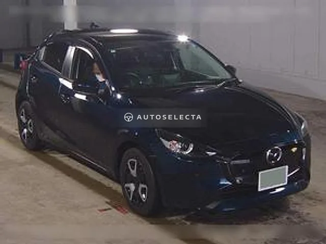 Mazda MAZDA2 2024, auction grade 4