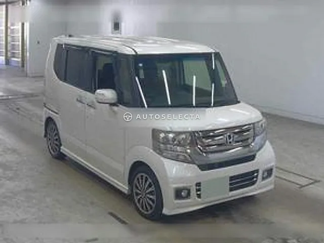 Honda N-BOX Custom 2016, auction grade R