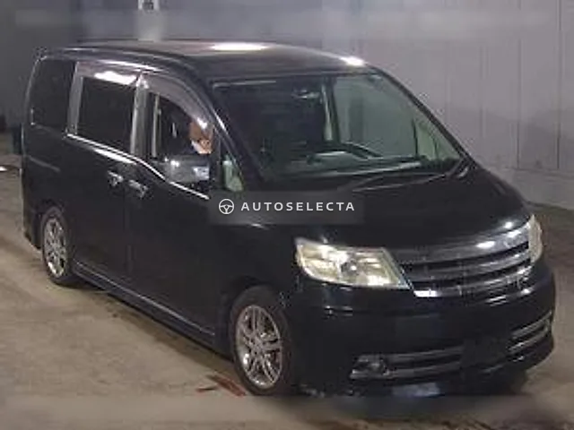 Nissan Serena 2005