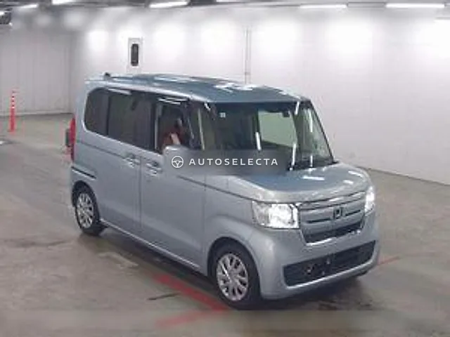 Honda N-BOX 2018, auction grade R