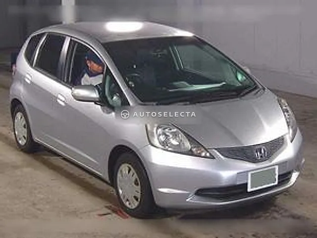 Honda Fit 2010, auction grade 3.5