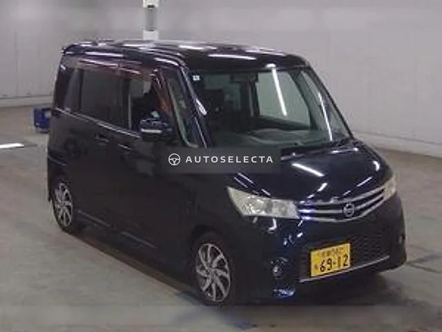Nissan Roox 2010
