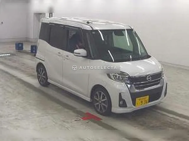 Nissan Dayz Roox 2017, auction grade 3.5
