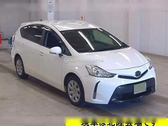 Toyota Prius Alpha 2019, auction grade R