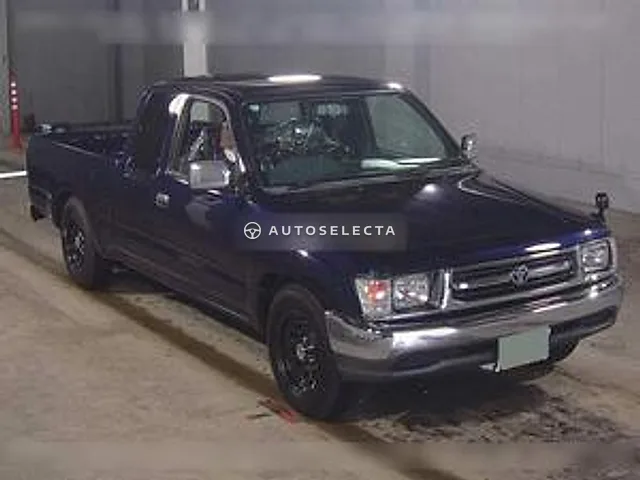 Toyota Hilux Sports Pick Up 2000, auction grade R