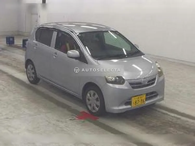 Toyota Pixis Epoch 2012, photo 1 of 1