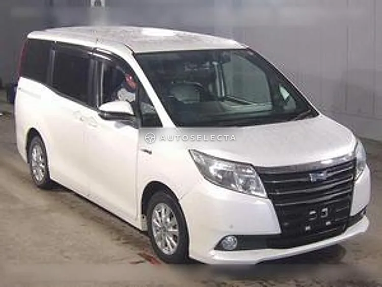 Toyota Noah 2014, photo 1 of 1