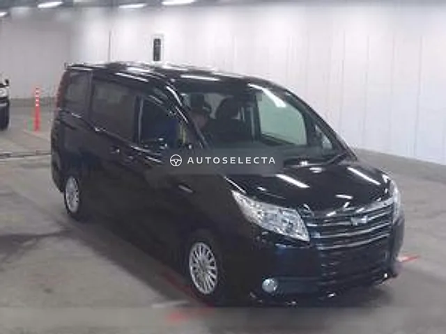 Toyota Noah 2016, auction grade R