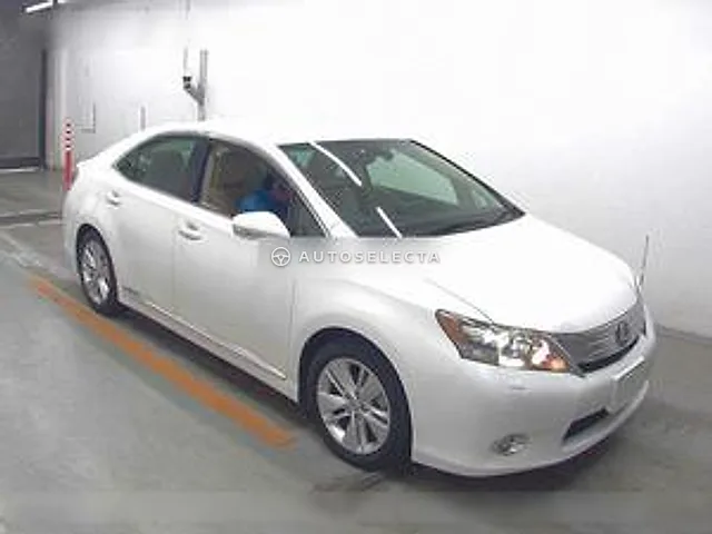Lexus HS 2010, auction grade 3.5