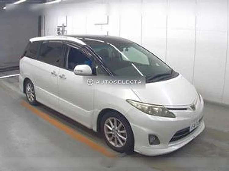 Toyota Estima 2012, photo 1 of 1