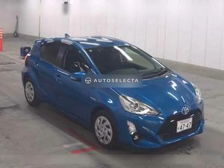 Toyota Aqua 2016, photo 1 of 1
