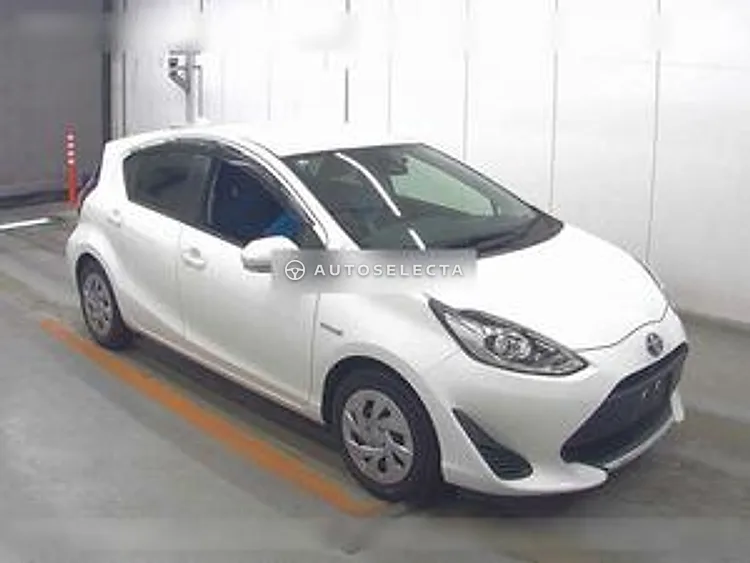 Toyota Aqua 2019, photo 1 of 6