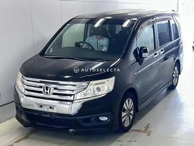 Honda Stepwgn Spada 2013, photo 1 of 1