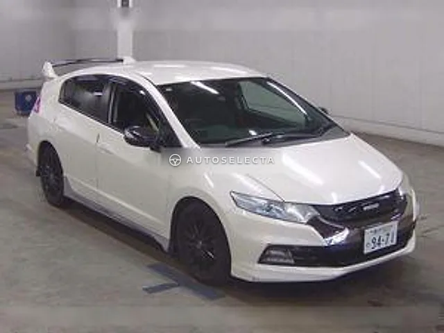 Honda Insight Exclusive 2011, auction grade 3.5