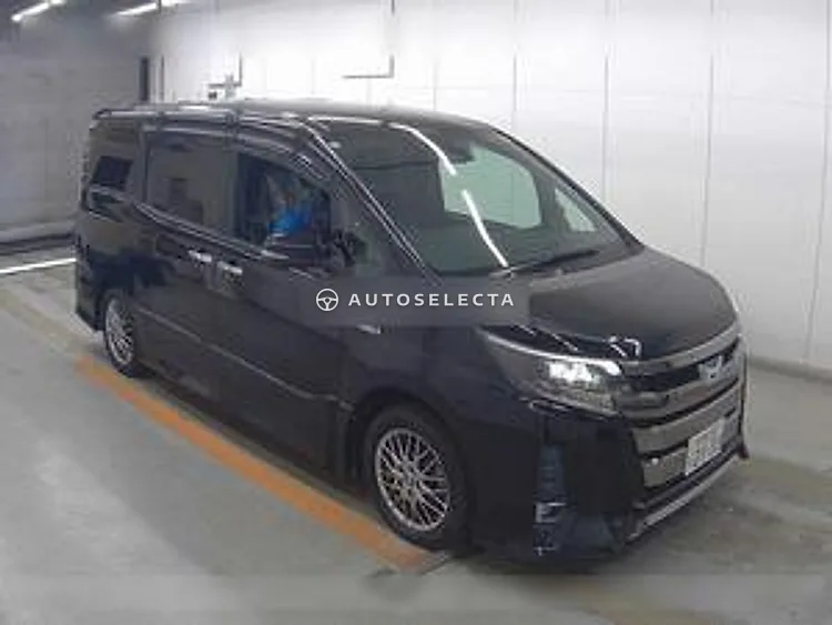 Toyota Noah 2018, photo 1 of 1