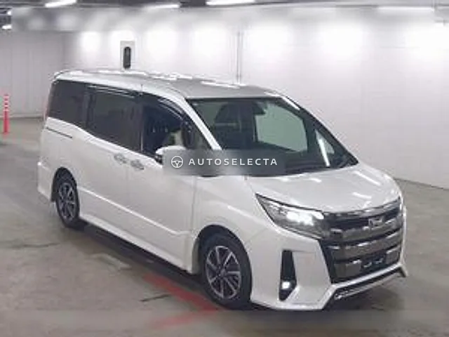 Toyota Noah 2019, auction grade R