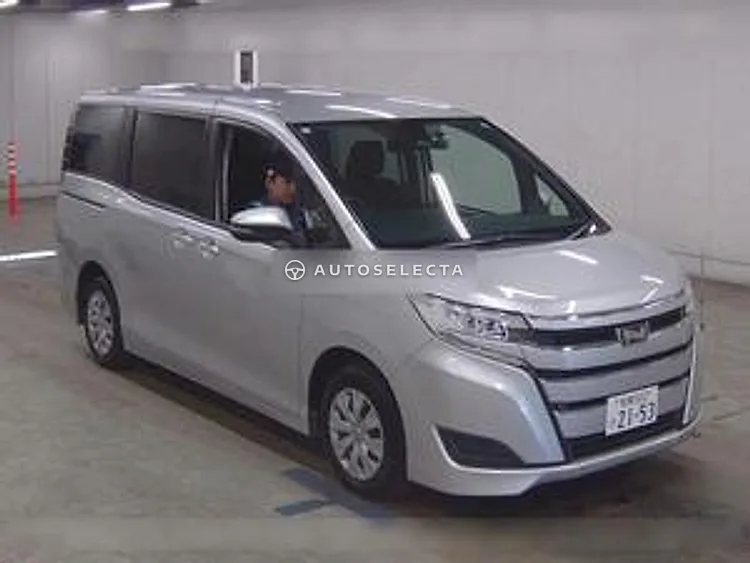 Toyota Noah 2021, photo 1 of 1