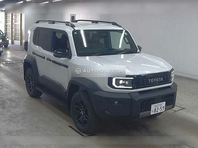 Toyota Land Cruiser FJ 2026, auction grade 6