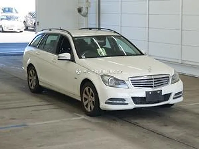Mercedes-Benz C-Class Station Wagon 2012, auction grade 3.5