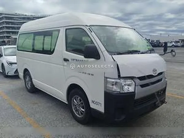 Toyota Hiace Van 2016